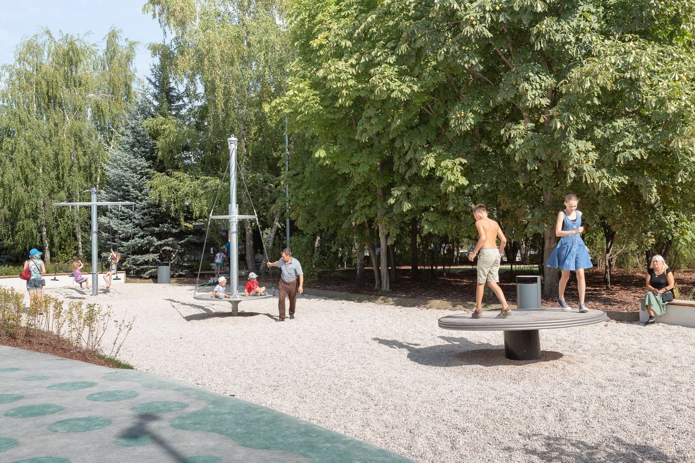 Детская площадка для подростков